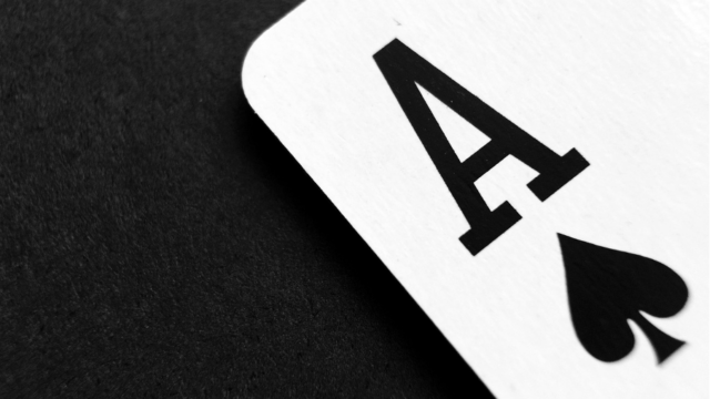バカラとは?魅力的なカジノゲームのすべて